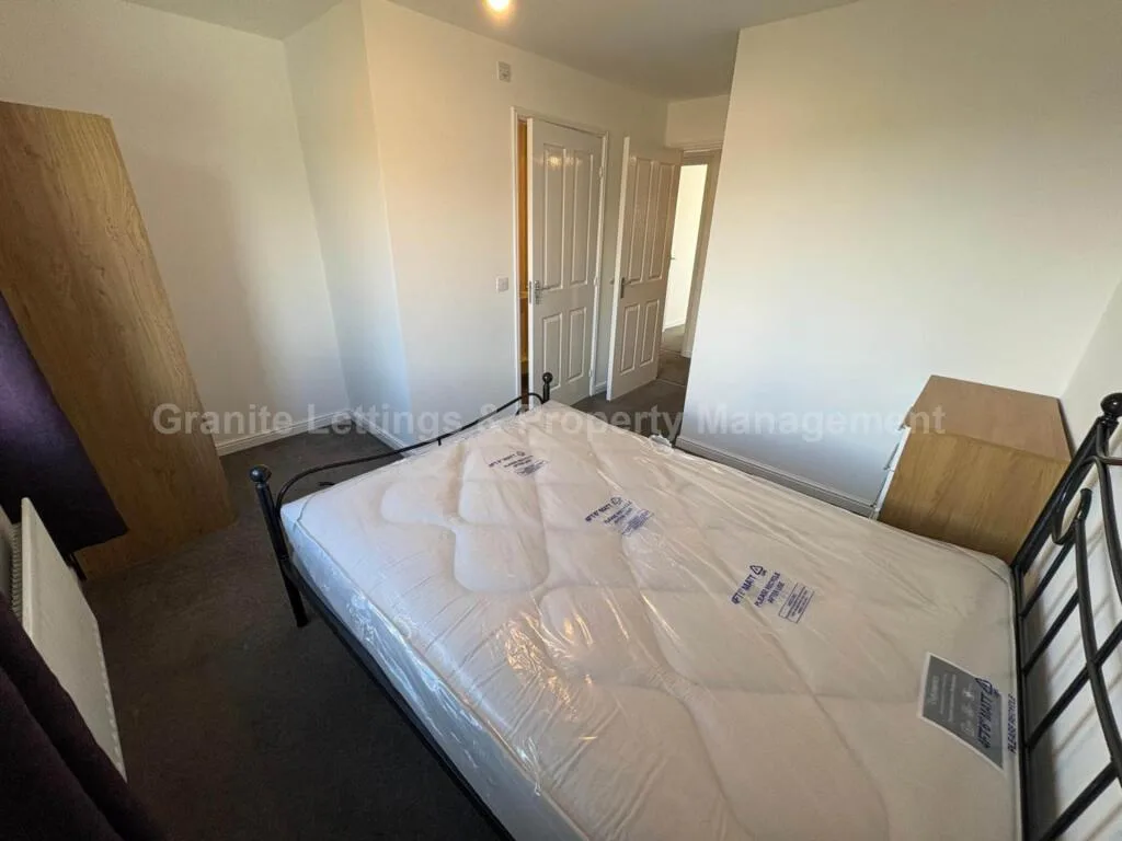 4 bedroom town house for rent