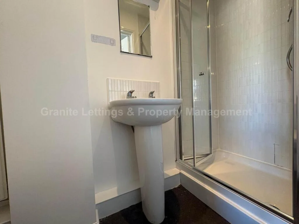 4 bedroom town house for rent