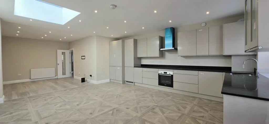5 bedroom house for rent