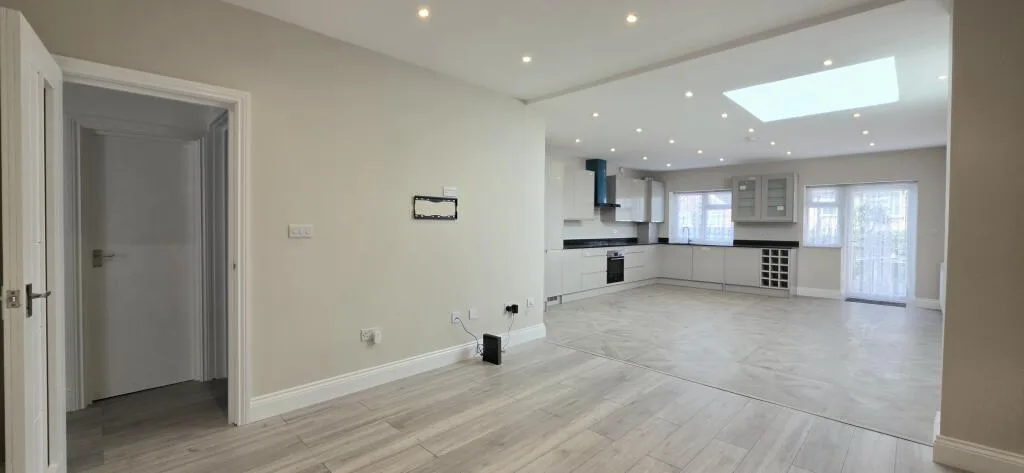 5 bedroom house for rent
