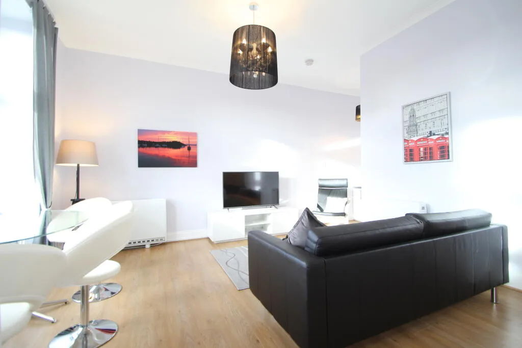 2 bedroom apartment for rent