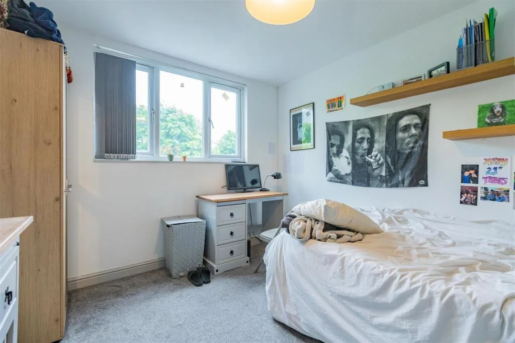 7 bedroom house for rent