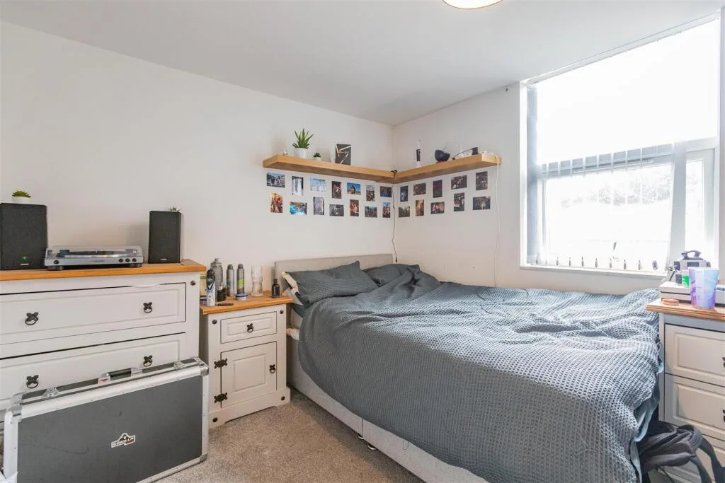 7 bedroom house for rent