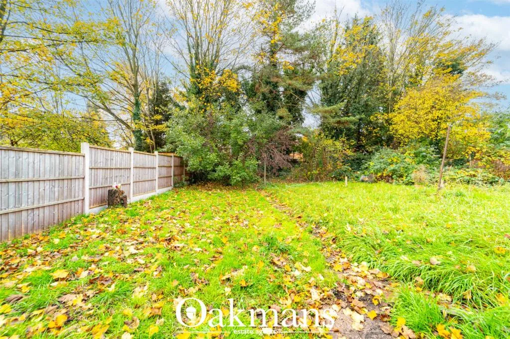 5 bedroom end of terrace house for rent