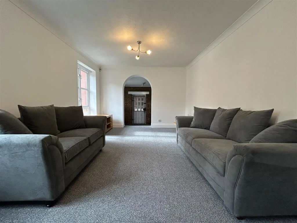 3 bedroom apartment for rent