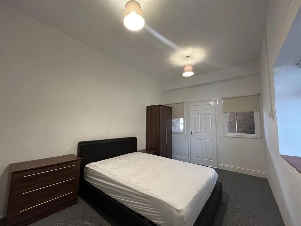 3 bedroom apartment for rent