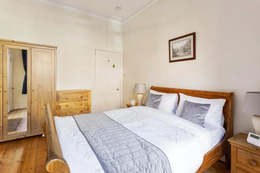 2 bedroom flat for rent