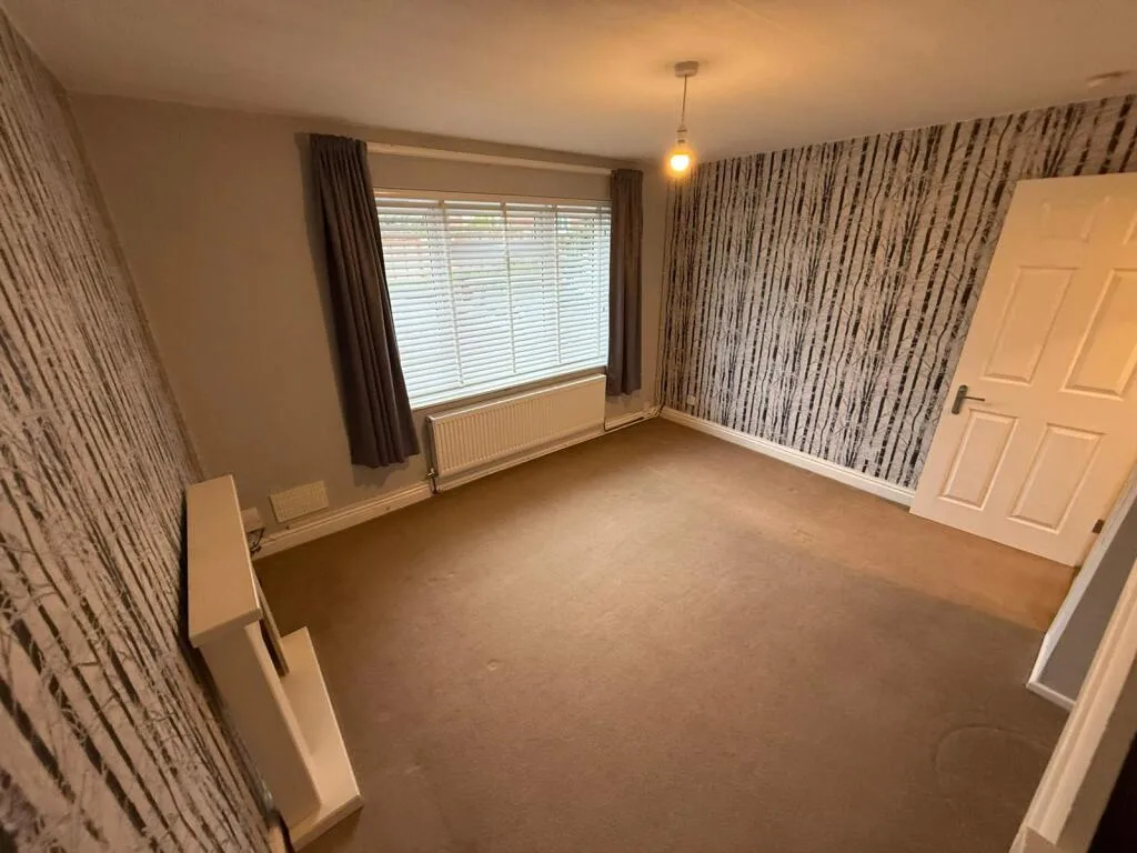 2 bedroom semi-detached house for rent