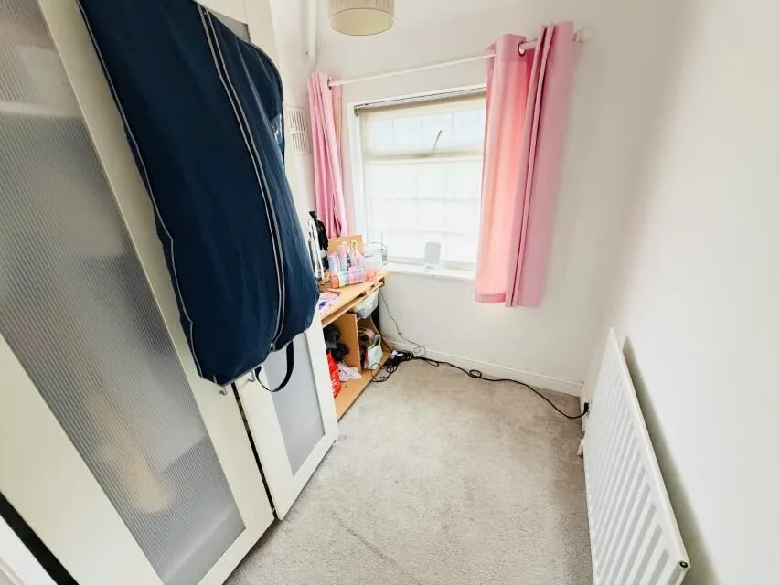 3 bedroom semi-detached house for rent