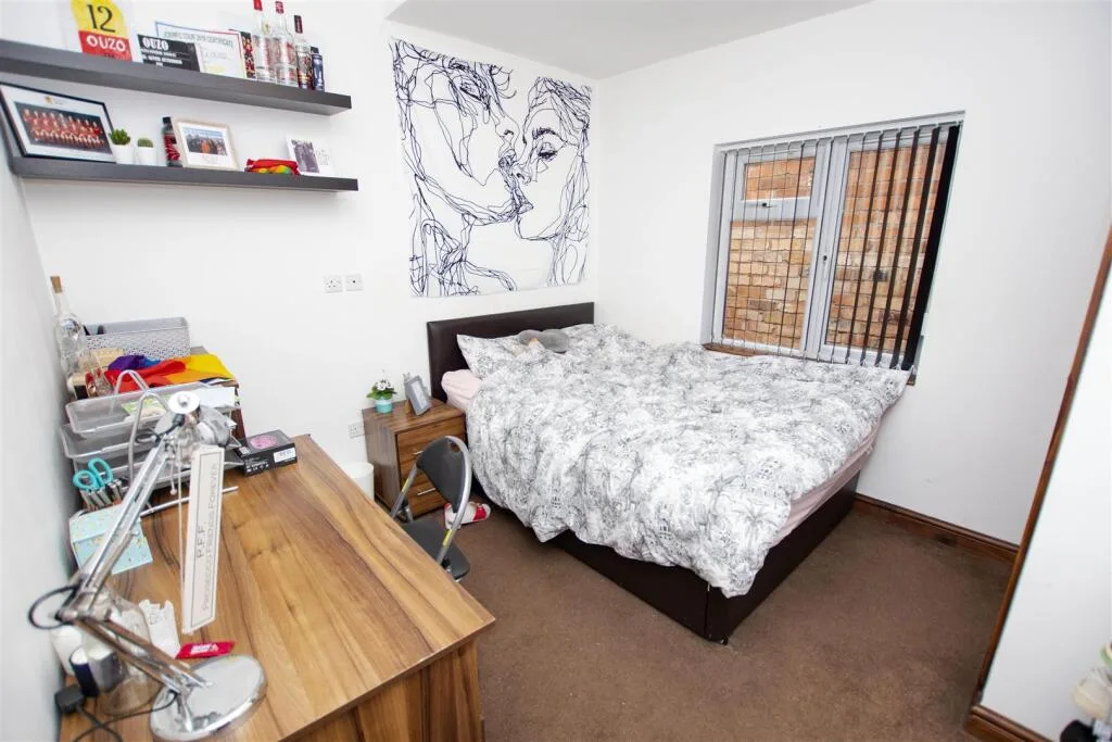 7 bedroom house for rent