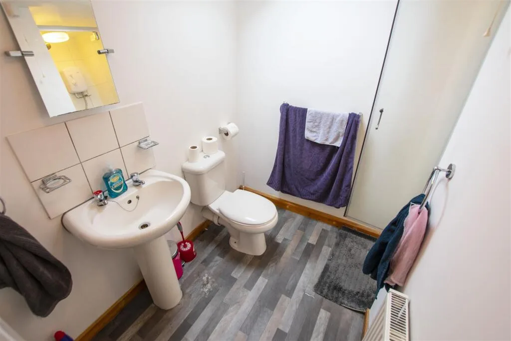 5 bedroom apartment for rent