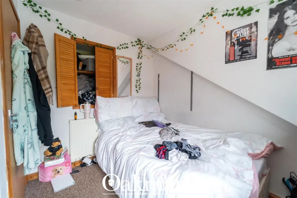 5 bedroom apartment for rent