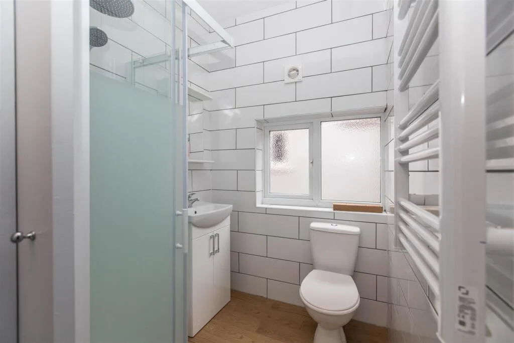 8 bedroom house for rent