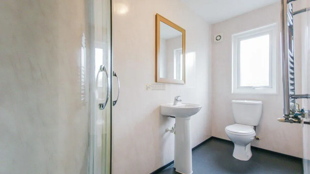 6 bedroom terraced house for rent