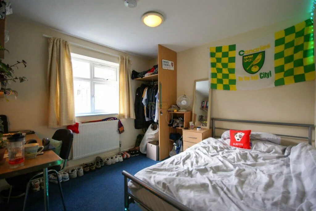 7 bedroom terraced house for rent