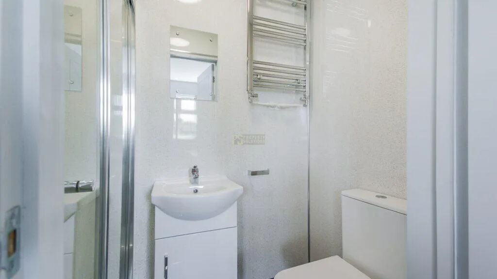 7 bedroom terraced house for rent