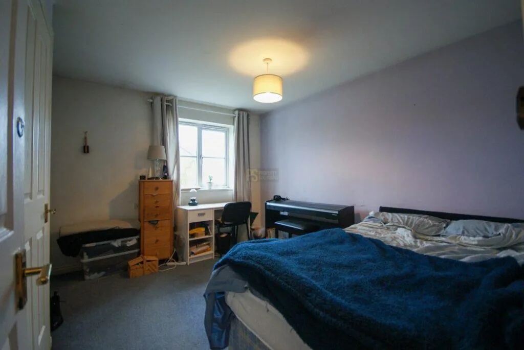 2 bedroom semi-detached house for rent