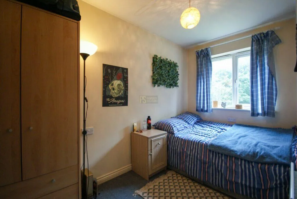 2 bedroom semi-detached house for rent