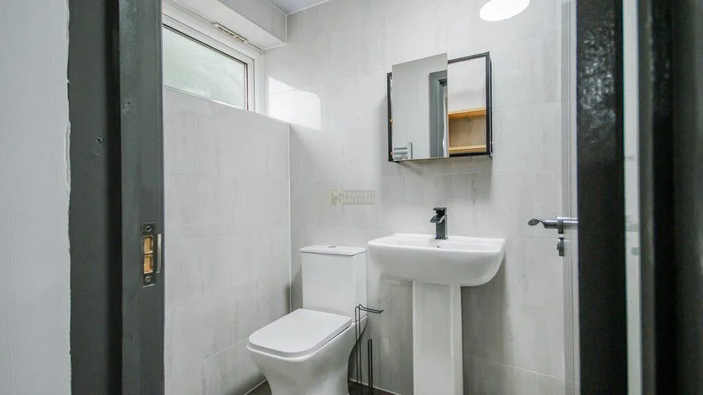 3 bedroom maisonette for rent