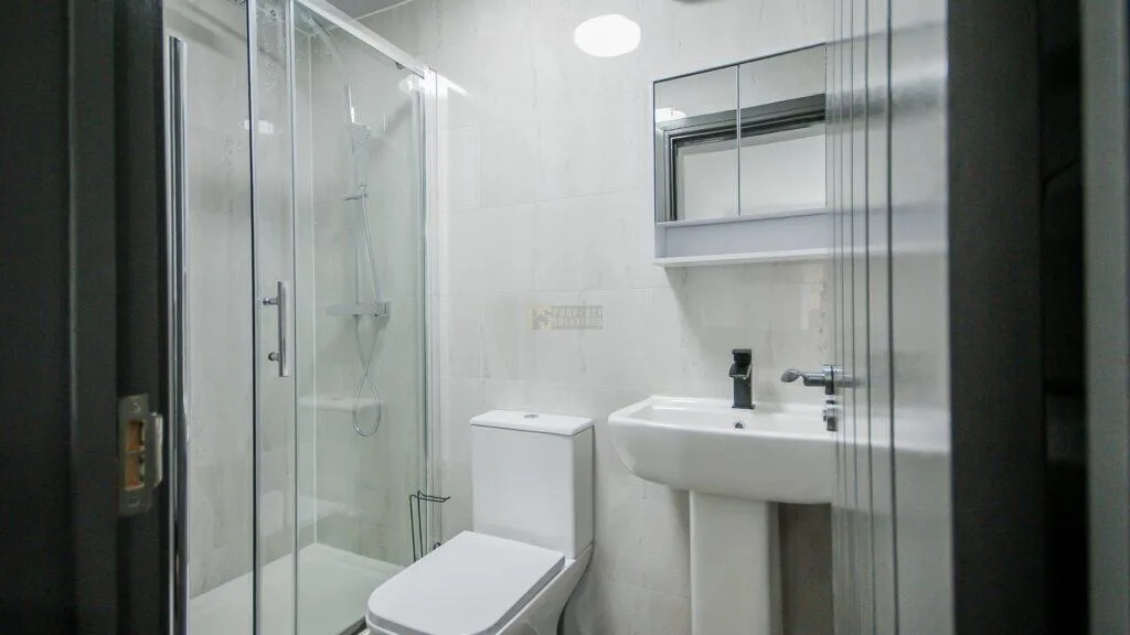 3 bedroom maisonette for rent