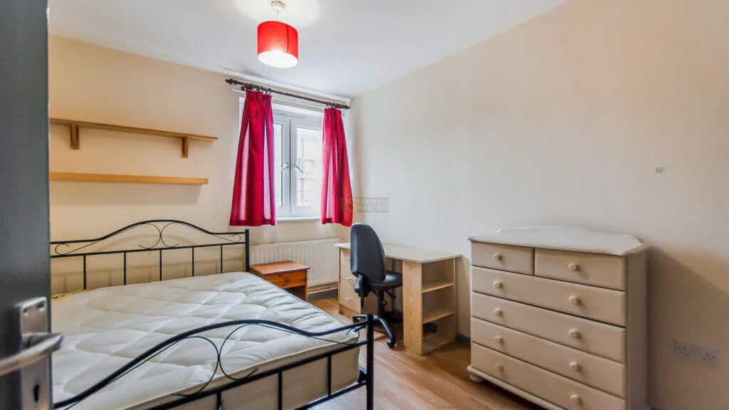 4 bedroom maisonette for rent