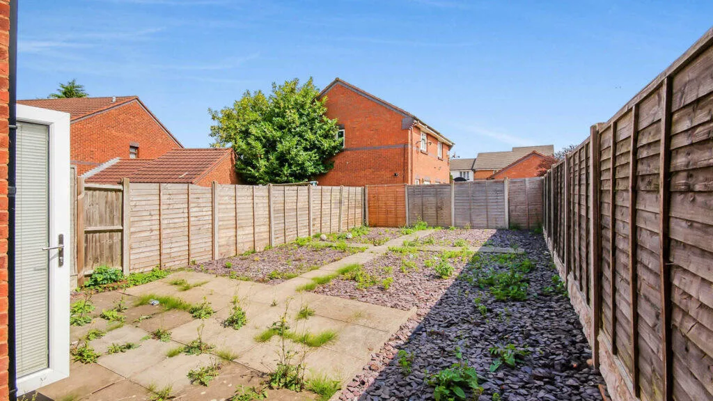 4 bedroom terraced house for rent