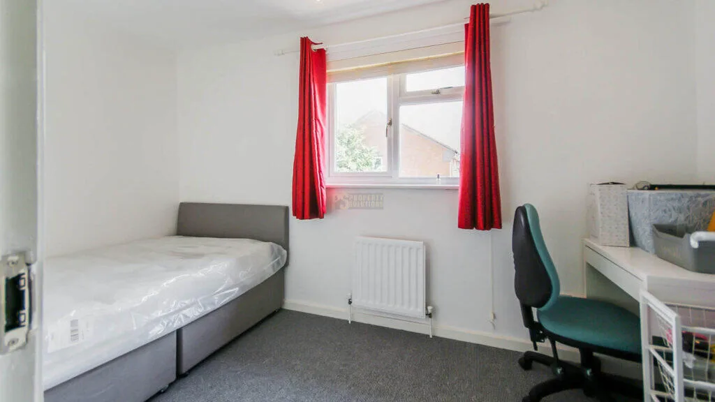 4 bedroom terraced house for rent