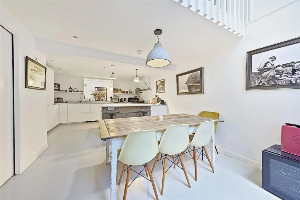 2 bedroom terraced house for rent