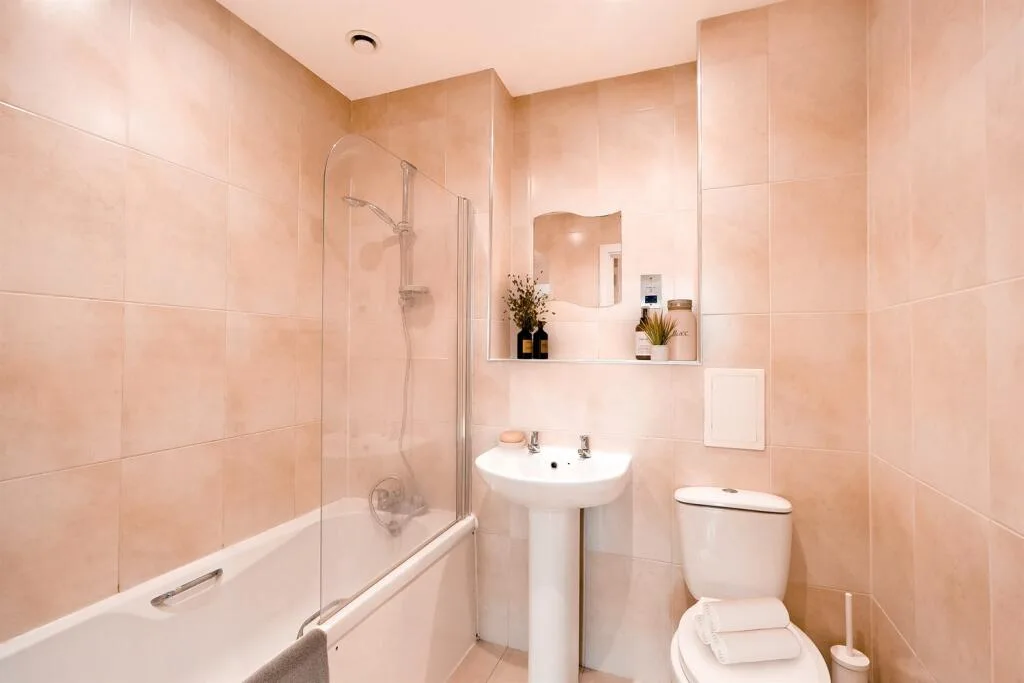 3 bedroom flat for rent