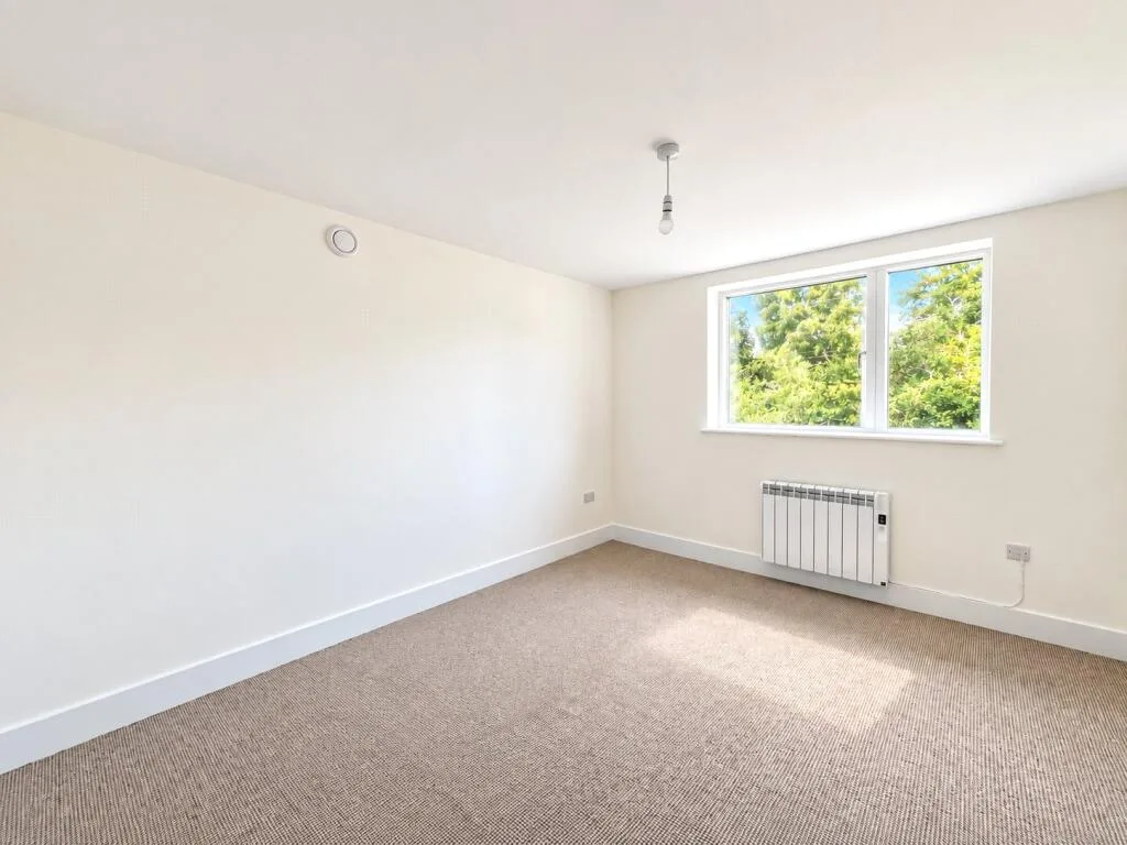 3 bedroom semi-detached house for rent