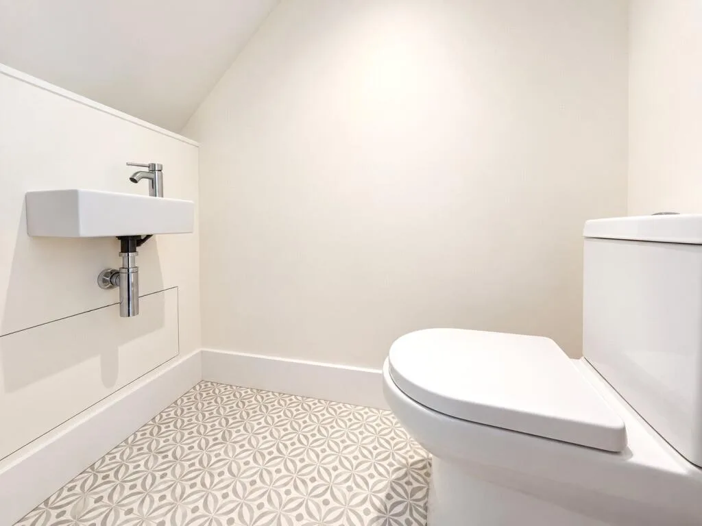 3 bedroom semi-detached house for rent