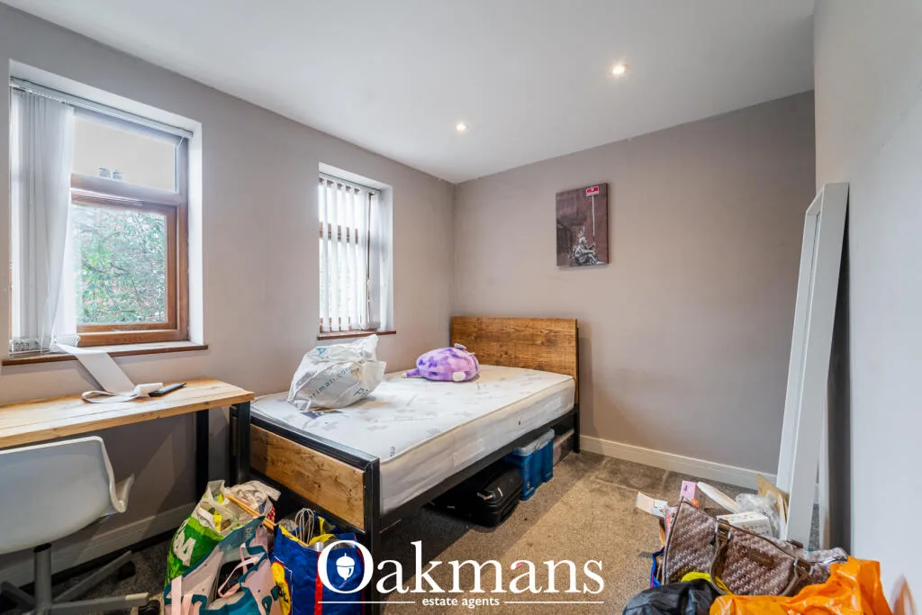 5 bedroom detached house for rent