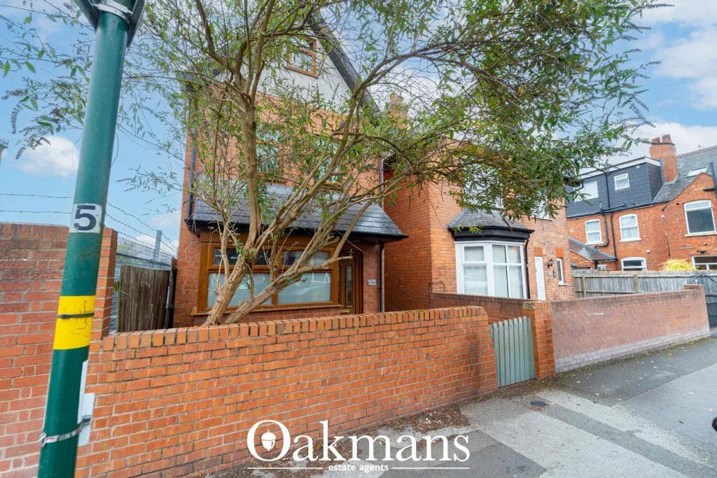 5 bedroom detached house for rent