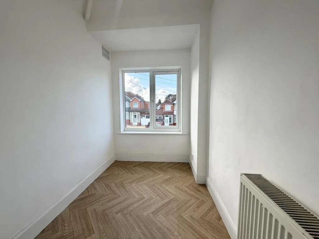 3 bedroom semi-detached house for rent