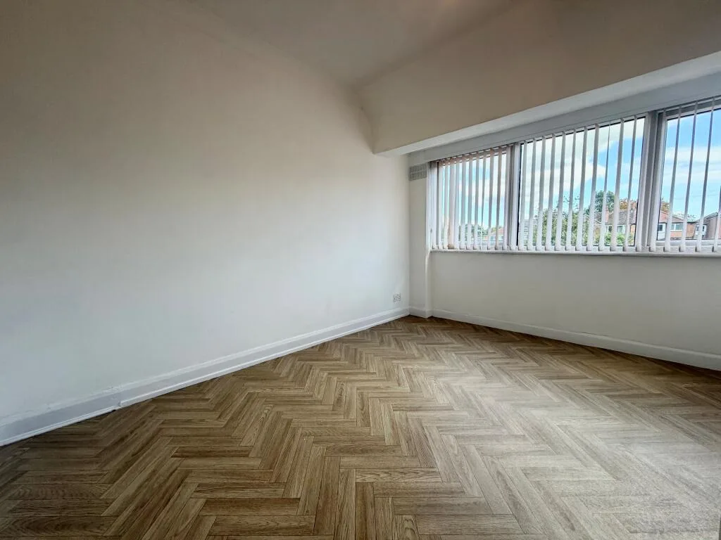 3 bedroom semi-detached house for rent