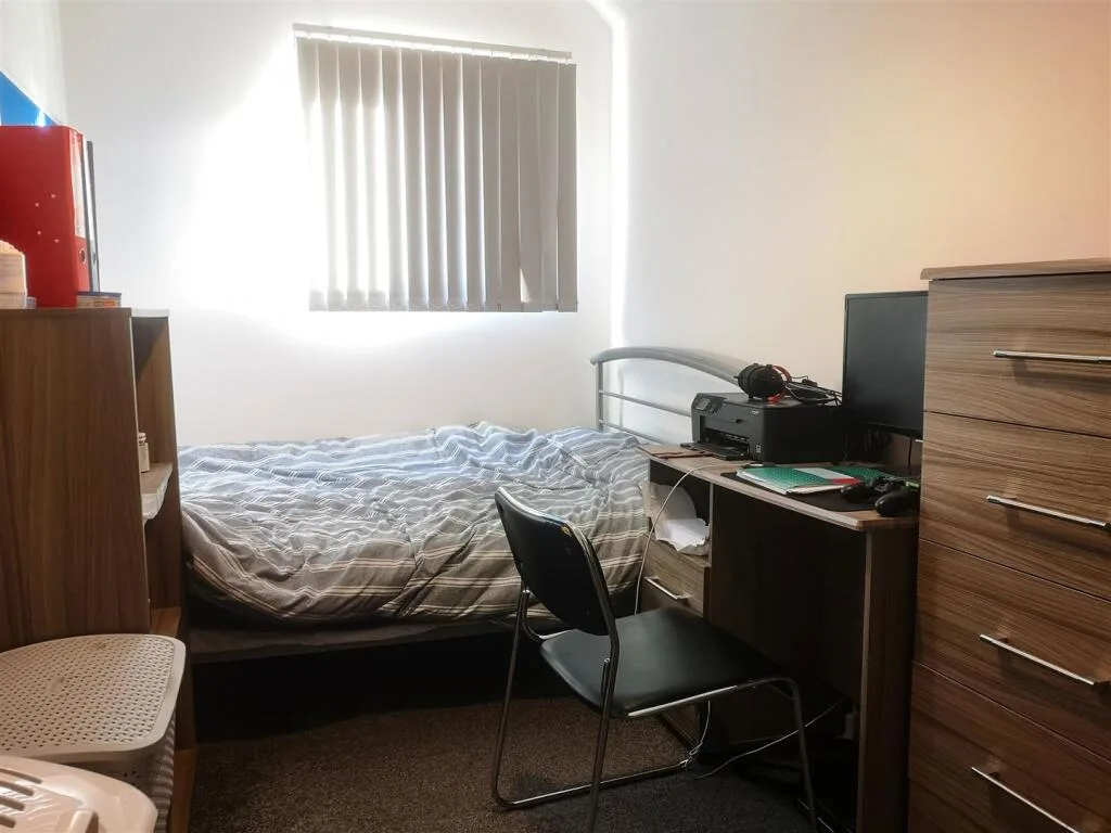 7 bedroom house for rent