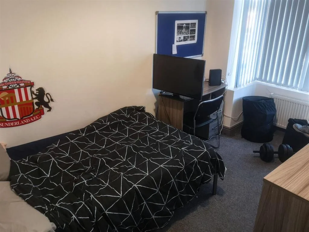 7 bedroom house for rent