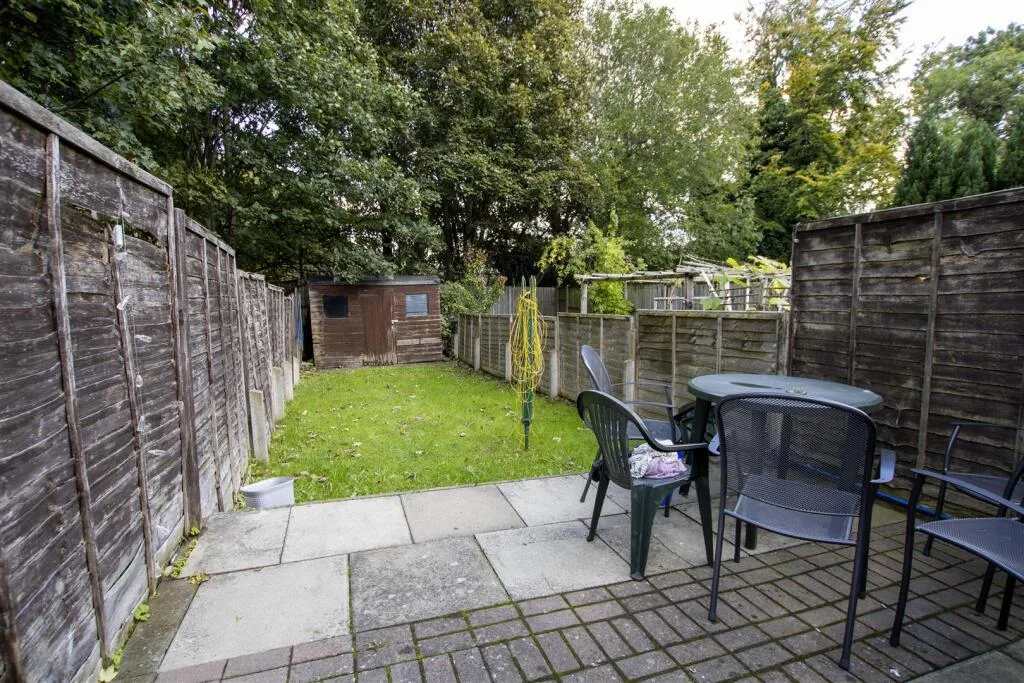 5 bedroom apartment for rent