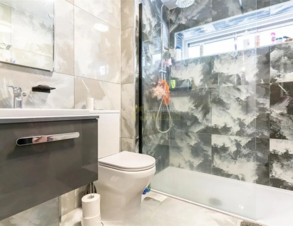 4 bedroom terraced house for rent