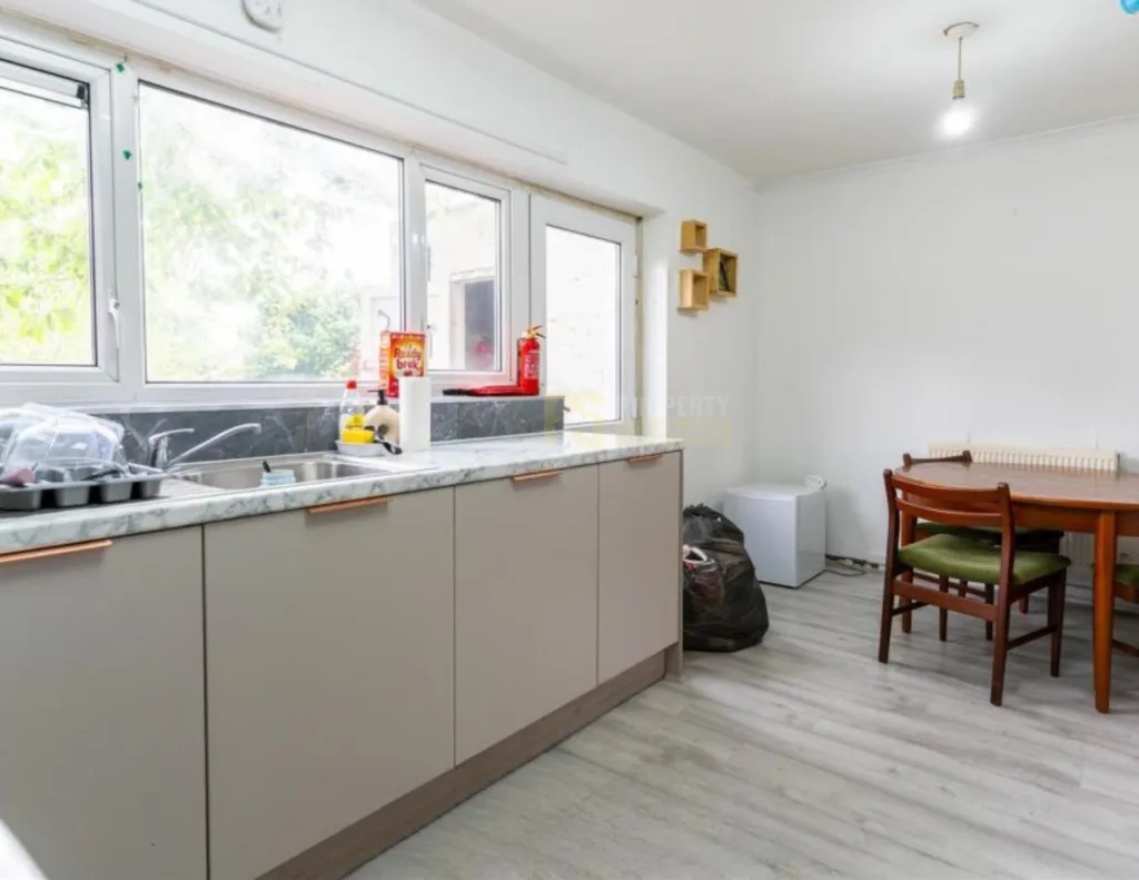 4 bedroom terraced house for rent