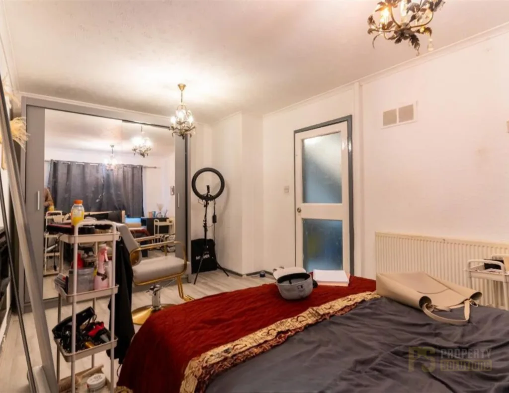 4 bedroom terraced house for rent