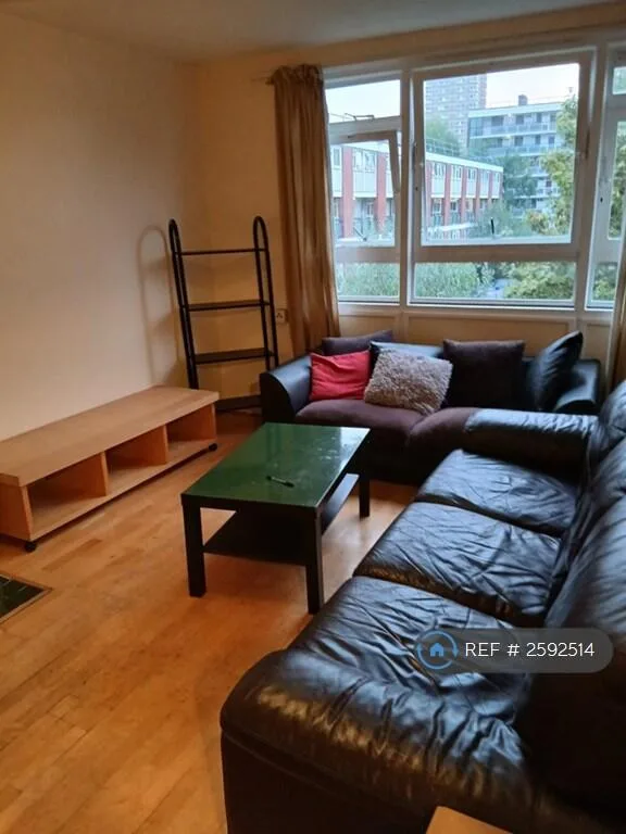 3 bedroom flat for rent