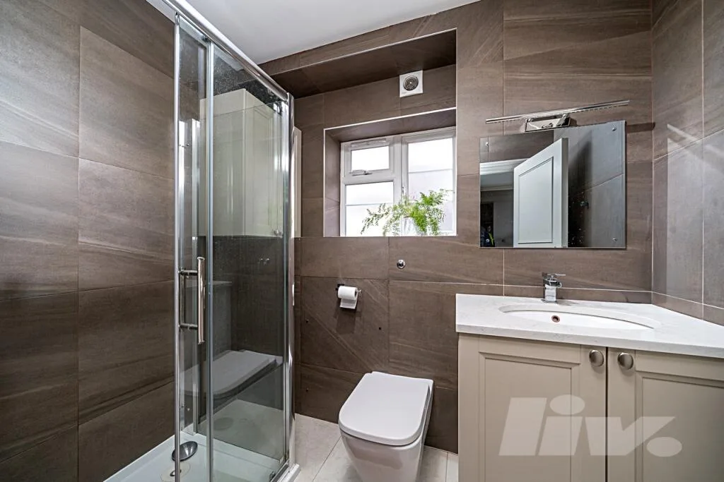 4 bedroom flat for rent