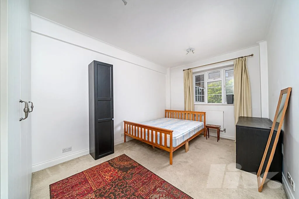 4 bedroom flat for rent