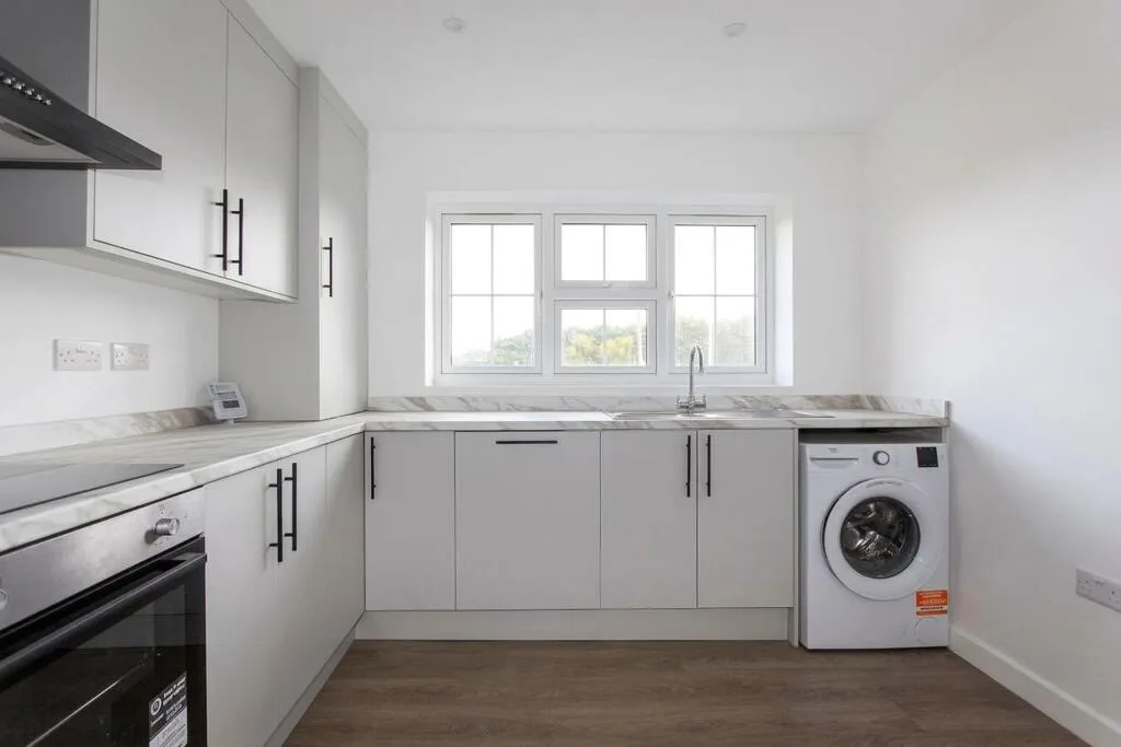 2 bedroom maisonette for rent