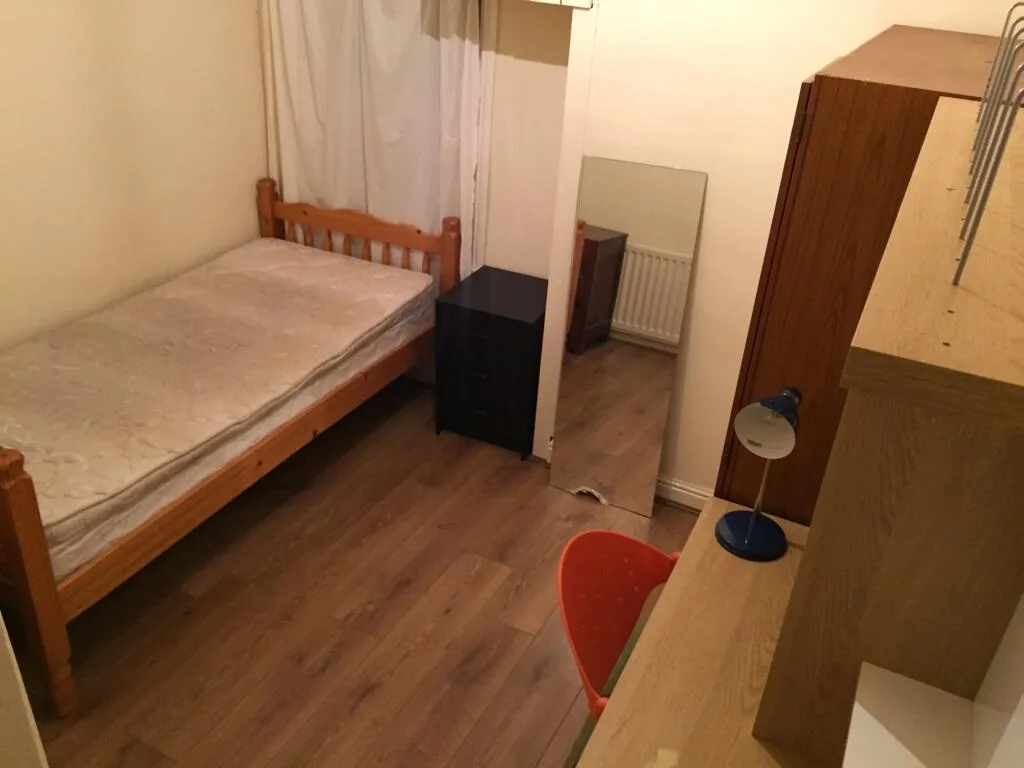 4 bedroom terraced house for rent