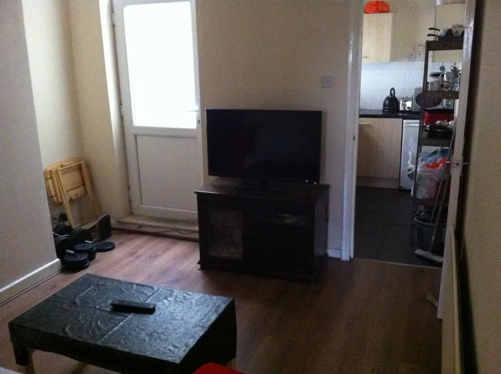 4 bedroom terraced house for rent