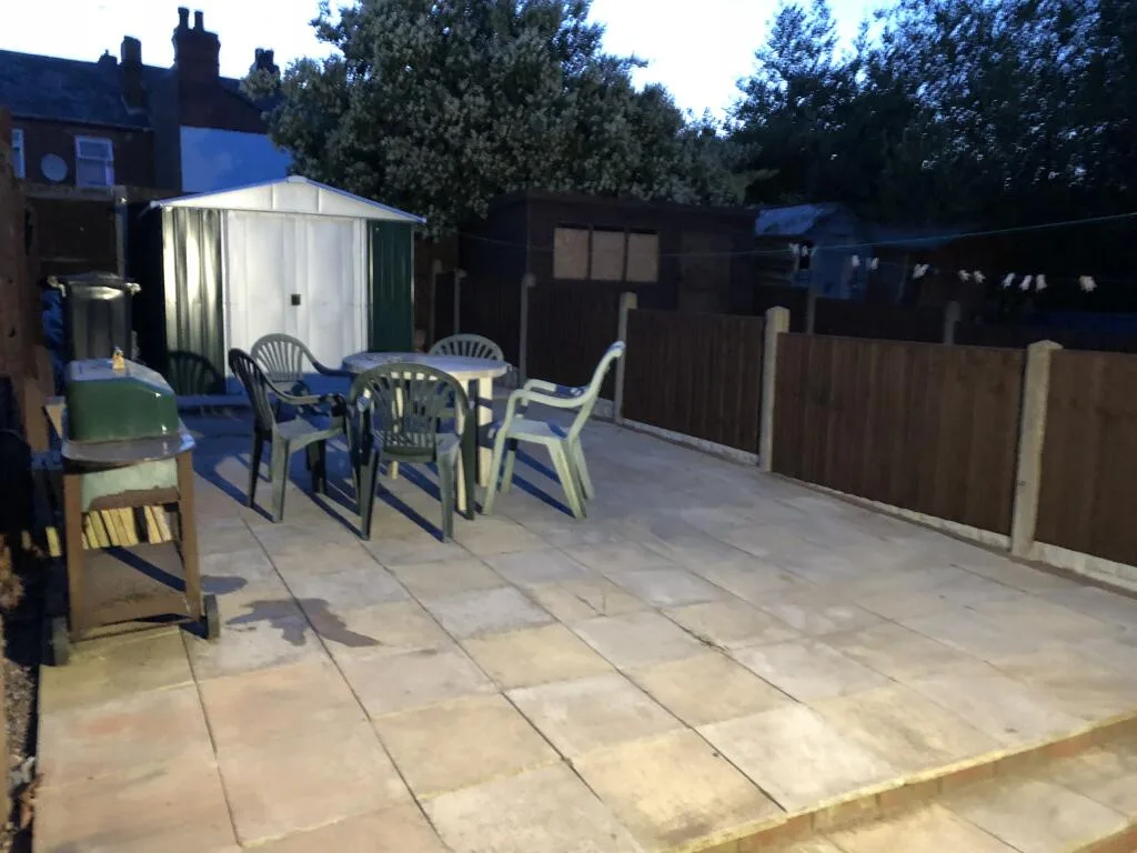 4 bedroom terraced house for rent