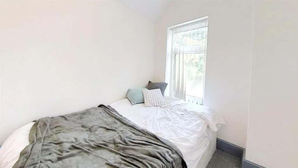 7 bedroom house for rent