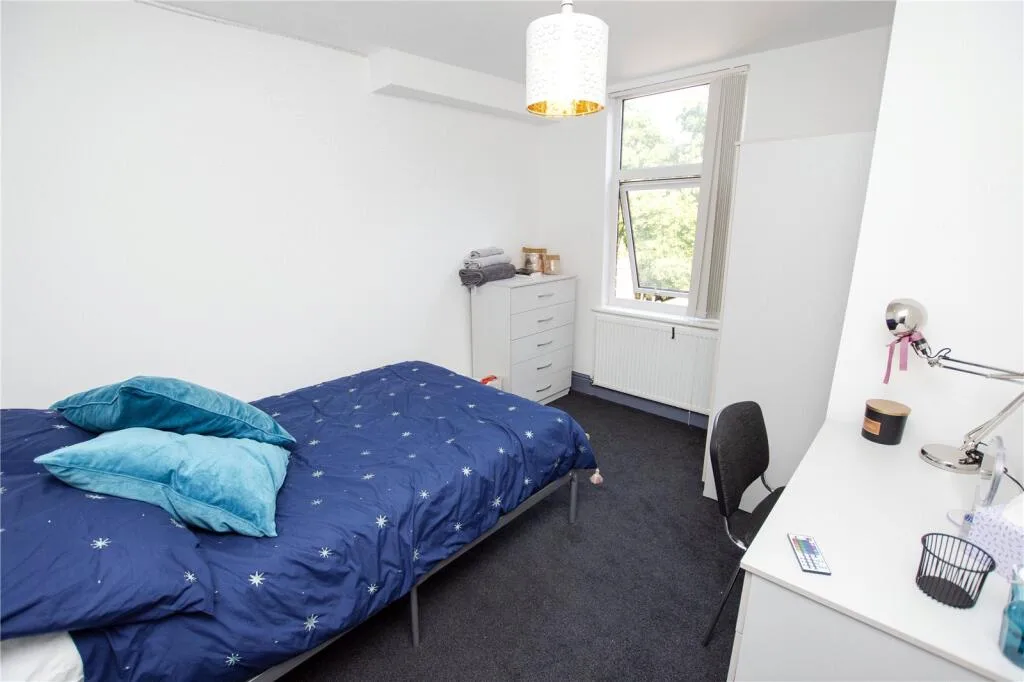 7 bedroom house for rent